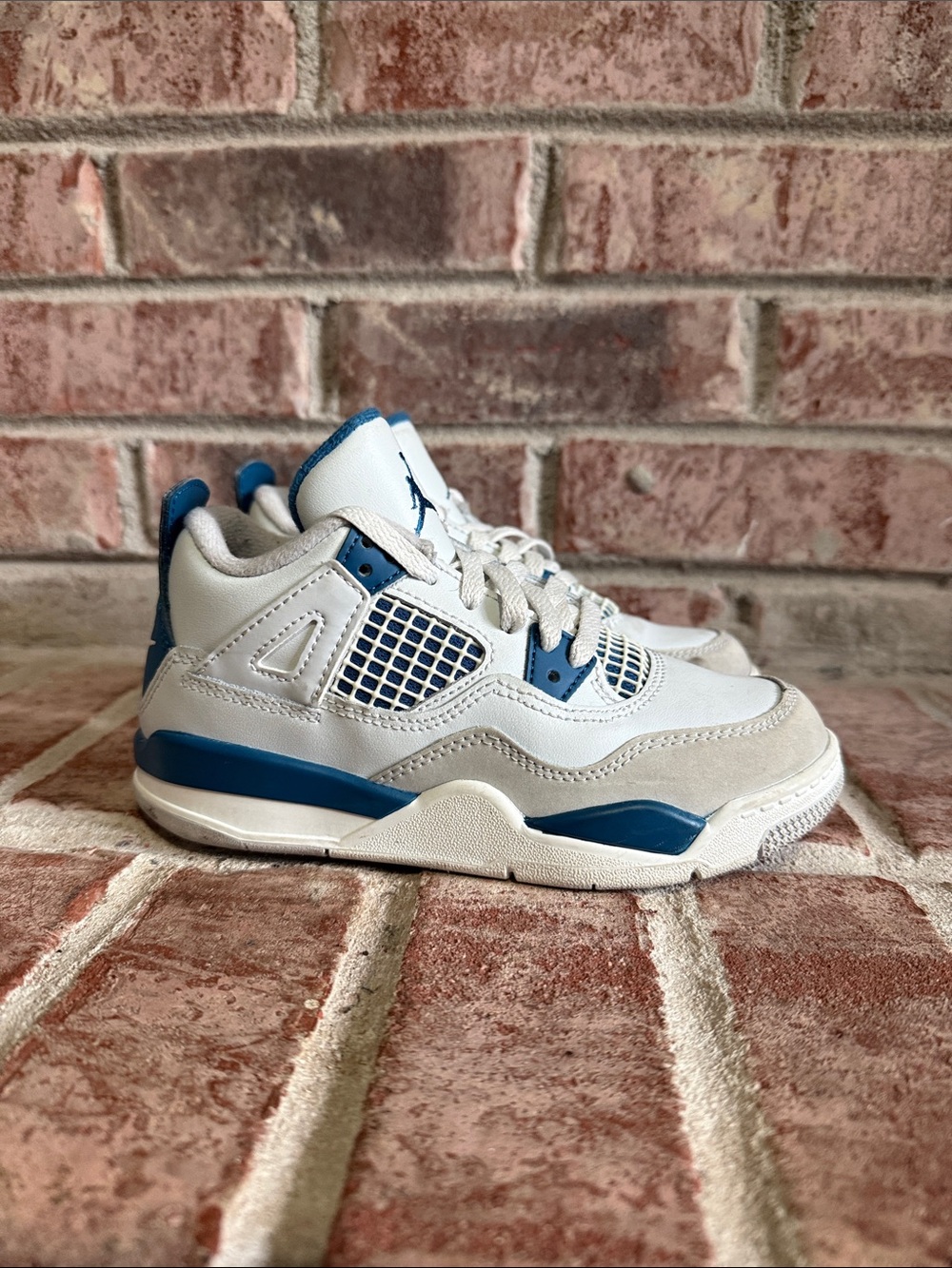 Kids Jordan 4 retro “military blue” Sneakers size 12c